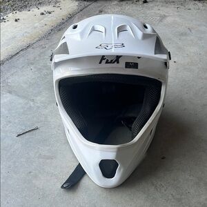Fox White VR Helmet